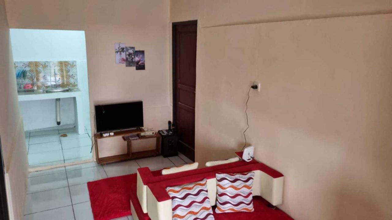Express O 91843 Bbs Villa Ciater Бандунг Екстериор снимка